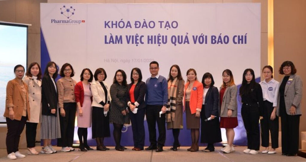 Đào tạo người phát ngôn cho cán bộ quản lý ngành tài chính ngân hàng